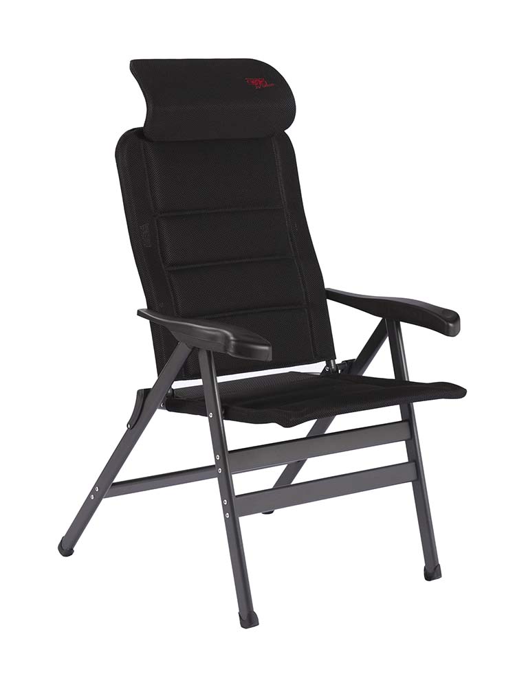 1149133 "Een zeer luxe en extra ruime standenstoel. Deze stoel is voorzien van een verstelbare hoofdsteun en is uitermate geschikt voor de 'grotere' mens. Biedt maximaal comfort door de in 7 standen verstelbare rugleuning en de gepolsterde stof. De comfortabele vulling van deze stof heeft een open celstructuur waardoor geen vocht wordt vastgehouden. Daarnaast zijn zowel de rugleuning als de armleggers ergonomisch gevormd. De stoel is voorzien van een geanodiseerd H-frame voor extra stabiliteit en stevigheid. De stoel heeft een extra brede zit. Ingeklapt is deze stoel zeer compact en daardoor gemakkelijk mee te nemen. Maximale belasting: 200 kilogram!"