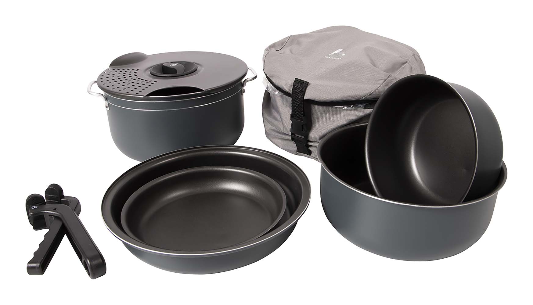 2300350 A complete and extremely compact 7 part cookware set. All pans from this set have a powder coating outside and a non-stick coating on the inside. By using aluminium this cooking set is extremely lightweight. These aluminium pans can be used on gas, ceramic and electrical heat sources. This pan set consists of 3 sauce pans, 2 frying pans, a strainer lid and loose pan handle. The supplied protective cover ensures that the full set can be stored compact. Dimensions of cooking pans (Øxh): 23x12, 21x8 and 17x7 cm. Dimensions of frying pans (Øxh): 24x4.5 and 18.5x3 cm. Dimensions nested (Øxh): 24x16 cm. Contents: 1,4, 2,5 and 4.4 litres.