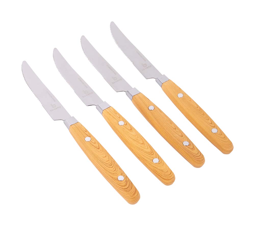 6102297 A stylish 4-piece steak knife set from the Urban Outdoor collection. Made of stainless steel with a plastic handle with bamboo look, which gives the set a long product life.
