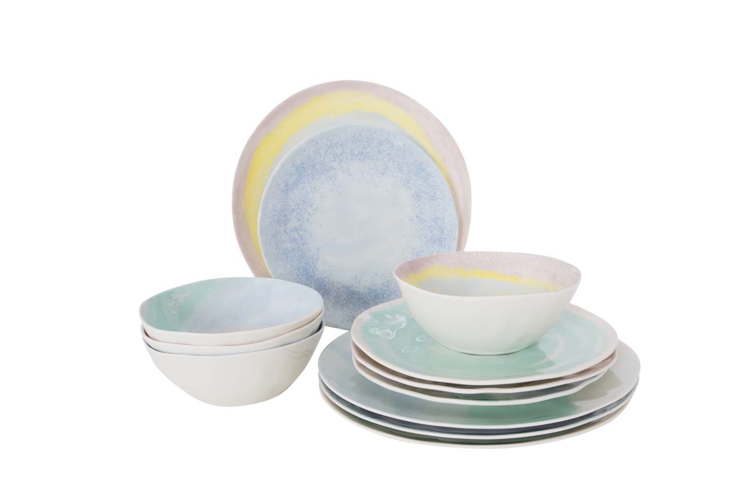 6181371 A cheerfull 12-part tableware set of the Pastel collection. The tableware is made of 100% melamine. Melamine dinnerware is virtually unbreakable and very lightweight. In addition, the crockery is scratch resistant and dishwasher safe. This stylish set is suitable for 4 people and consists of 4 breakfast plates, 4 dinner plates and 4 bowls.
