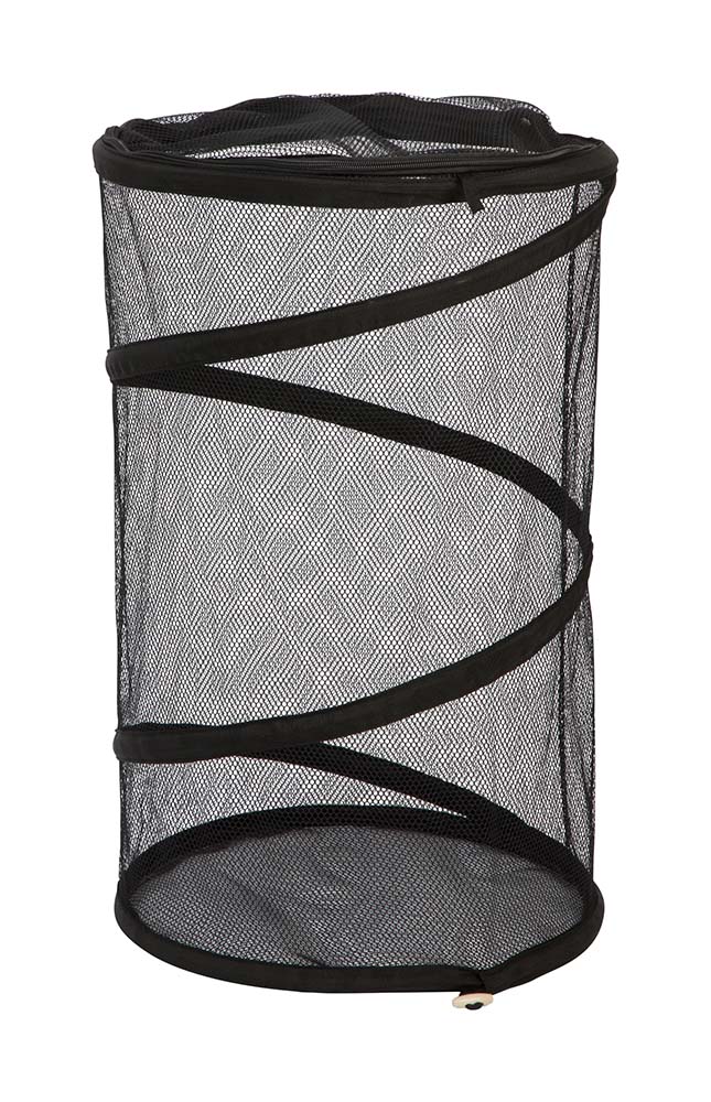 6325560 A compact pop-up laundry bag. Made of mesh, so the laundry bag allows a lot of air to pass through. Due to the breathable material, this bag is also suitable for wet/damp clothing. Closable by means of a screw cap. Folds up very flat to carry with you.