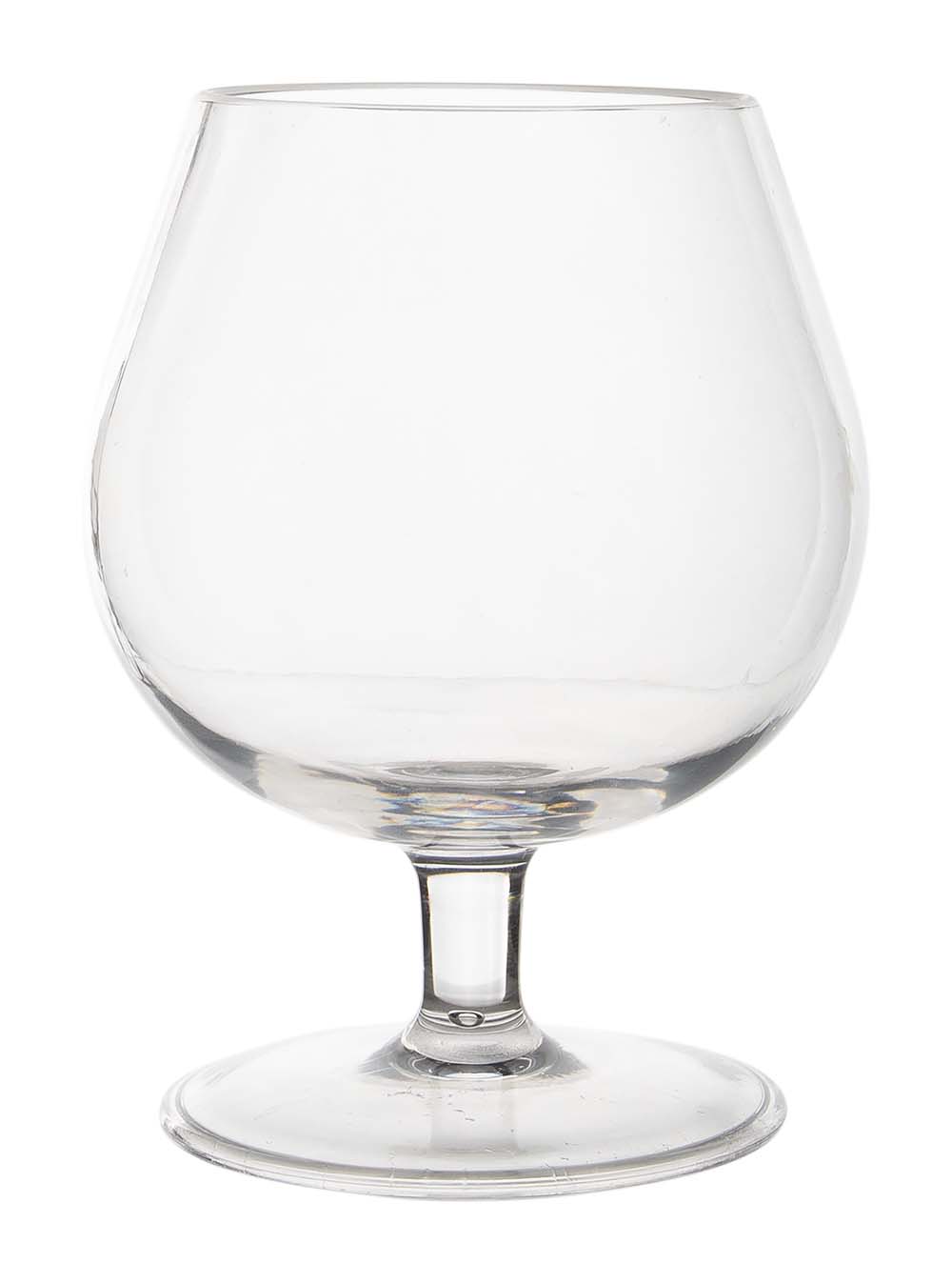 6919135 Een cognacglas uit de Linea line collectie. Vrijwel onbreekbaar door hoogwaardig Tritan materiaal. Bestaat uit een set van 2 stuks. Zeer gemakkelijk te reinigen en langdurig te gebruiken, wat het glas erg duurzaam maakt. Daarnaast is het cognacglas lichtgewicht en krasbestendig. Inhoud: 280 ml.