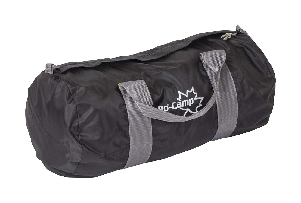 7501000 A lightweight duffel bag. This multifunctional bag is made of 420D polyester with PU coating. Provided with a storage cover, the storage cover is also ideal to use as an inner bag. Equipped with mesh storage compartments.